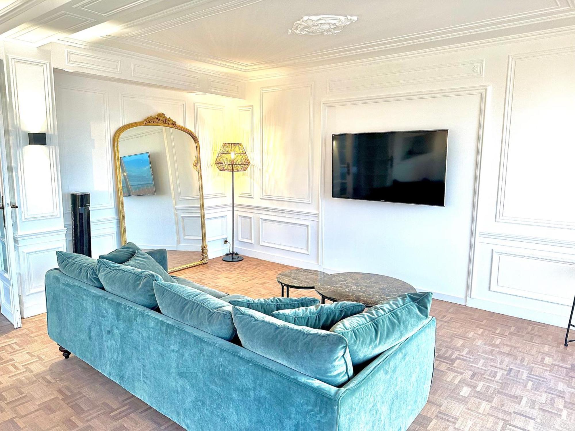 Cote Vieux Port - 105m2 - Port & Sea View Appartamento