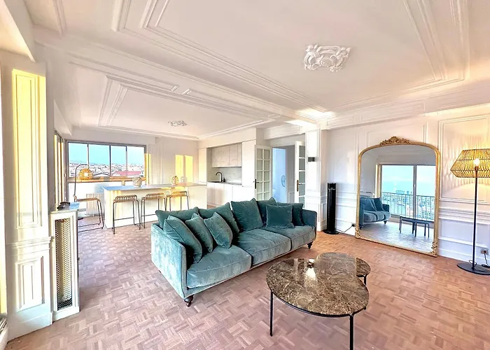 Cote Vieux Port - 105M2 - Port & Sea View
