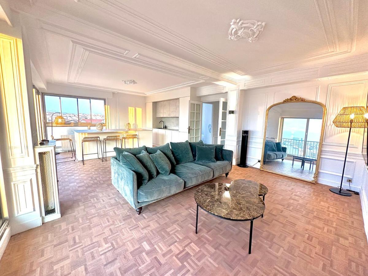 Apartment Cote Vieux Port - 105m2 - Port & Sea View Marseilles