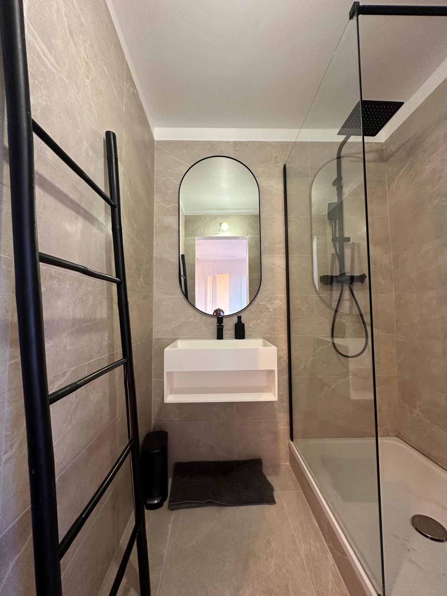 Apartment Cote Vieux Port - 105m2 - Port & Sea View